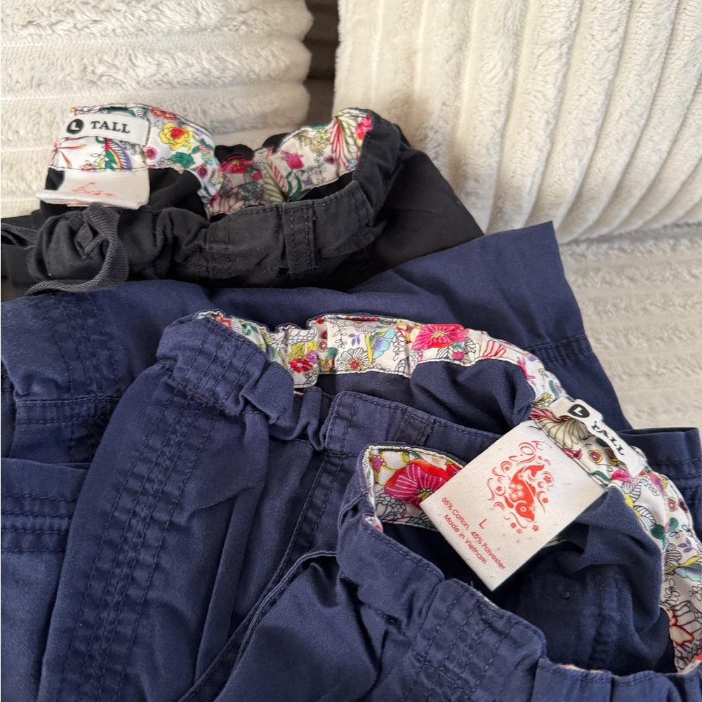 Scrub bundle - Picture 2 of 2